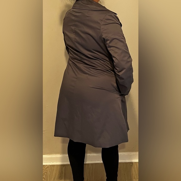 Cynthia Rowley Size Small Gray Overcoat. - Picture 3 of 5